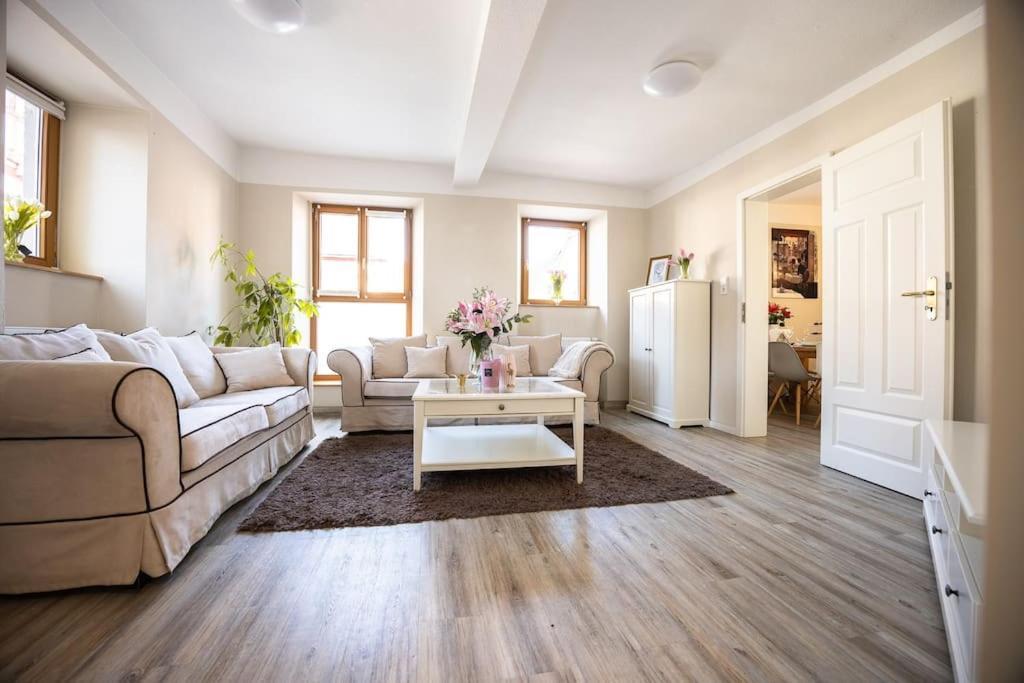 Villa Vanilla Im Burgdorf 11 P. Neidenstein Bagian luar foto